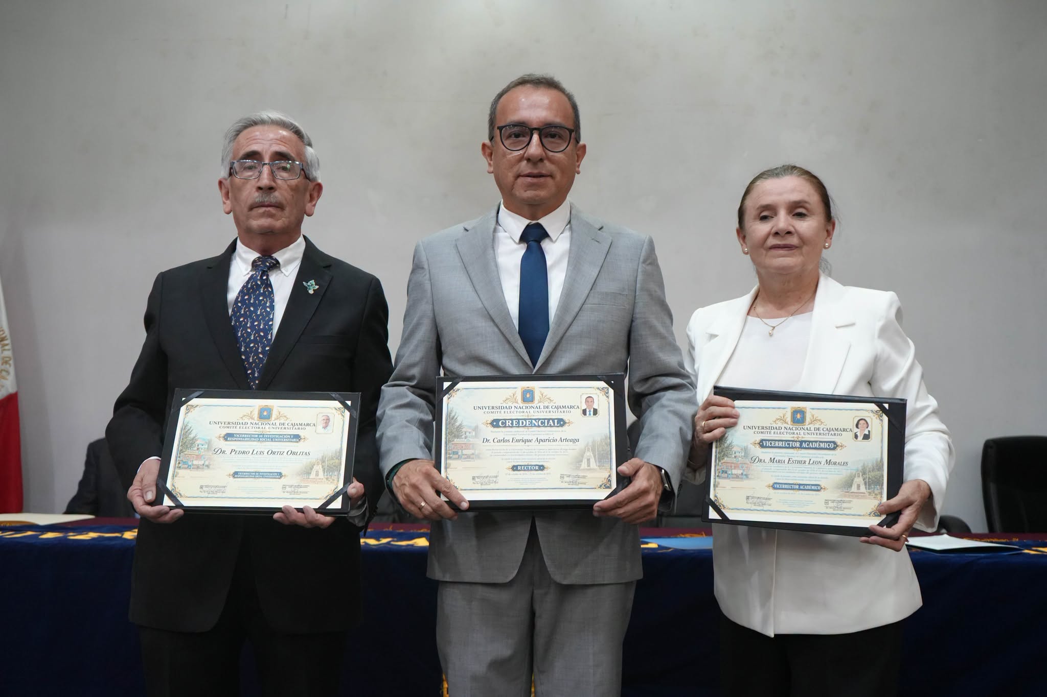 UNC ENTREGA CREDENCIALES A LA NUEVA ALTA DIRECCIÓN PARA EL PERIODO 2026-2031 5
